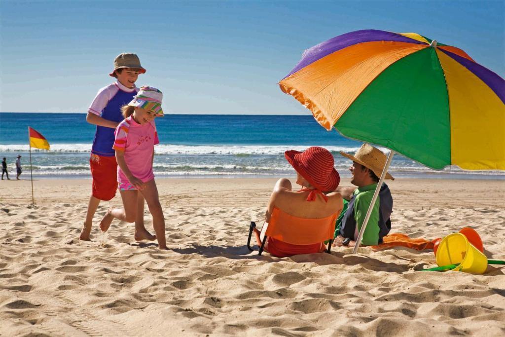 Capricorn One Beachside Holiday Apartments - Official Gold Coast Exterior foto